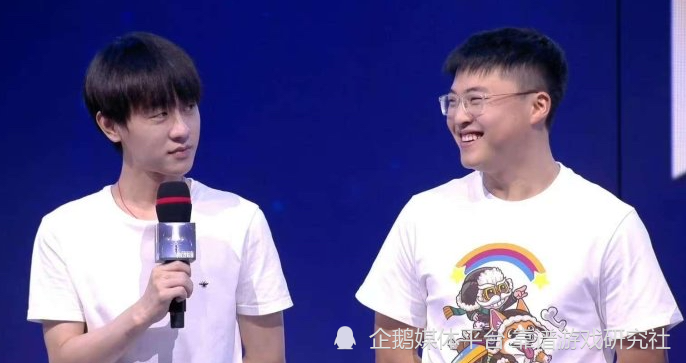 爱游戏下载平台-Uzi重返赛场，晋级下一阶段首场状态出色，TL观众沸腾！的简单介绍